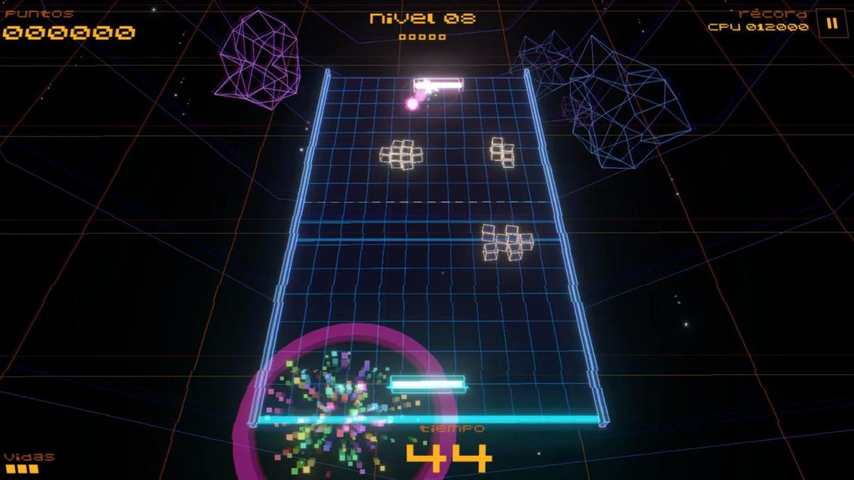 Captura de Asteroid Pong: Beatwave Edition: la cancha de neón azul vista en perspectiva, con asteroides de alambre a los lados, bloques de cubos flotando y una explosión de partículas en la paleta.